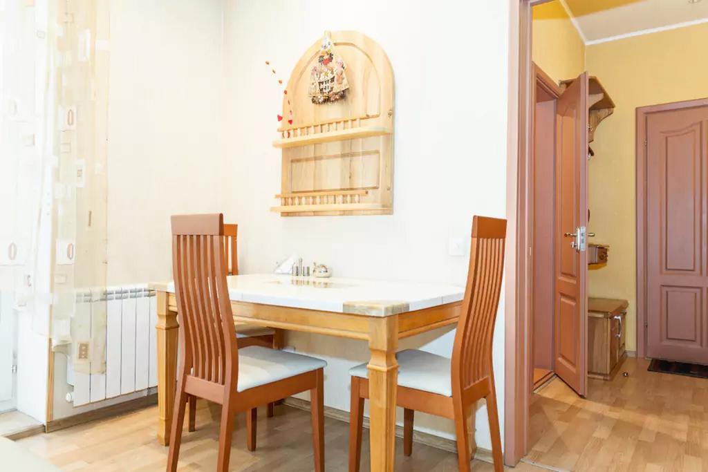 Apartment On Soborniy 177 Zaporizhia Exterior foto